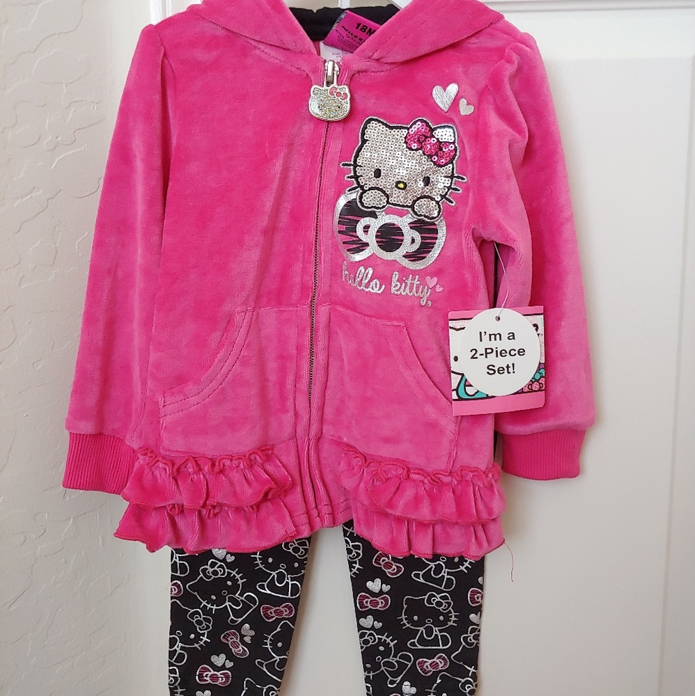 New. Hello kitty set